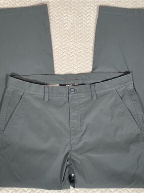 Eddie Bauer Mens Rainier Blue-Gray Pant 35 X 32 Casual Flexion Hiking Quick Dry